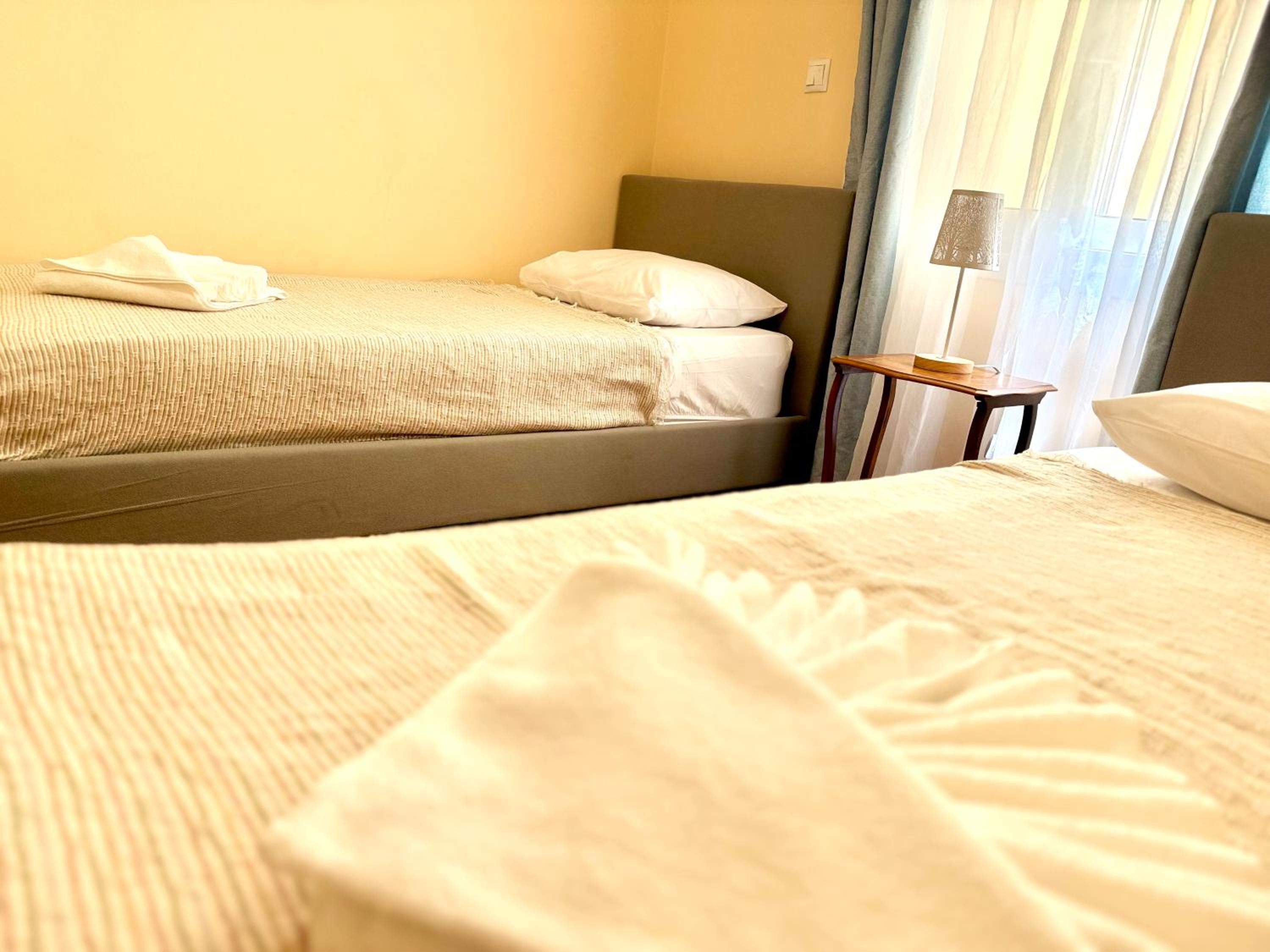 Cozy Suite with Acropolis View