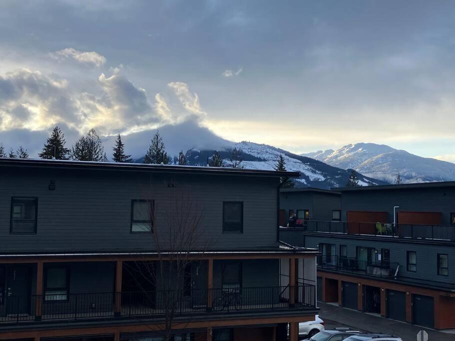 Base Camp Revy!