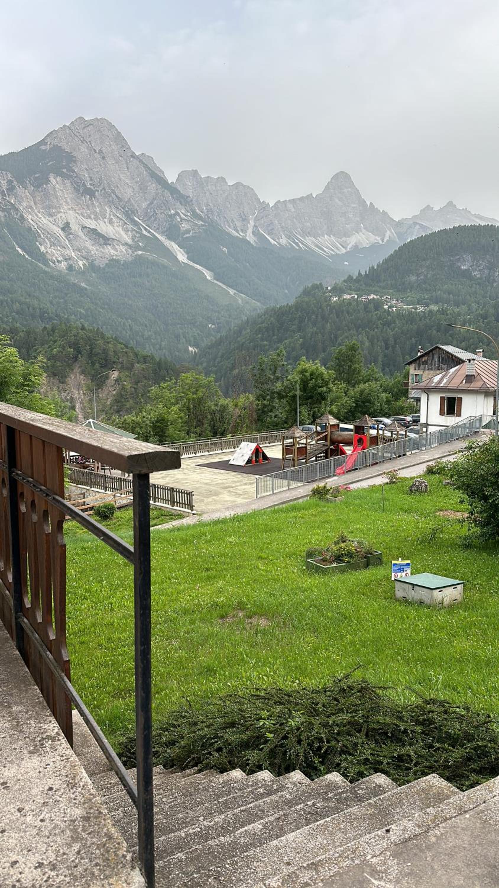 The Family Stone House Apartaments Dolomiti Cortina view 4