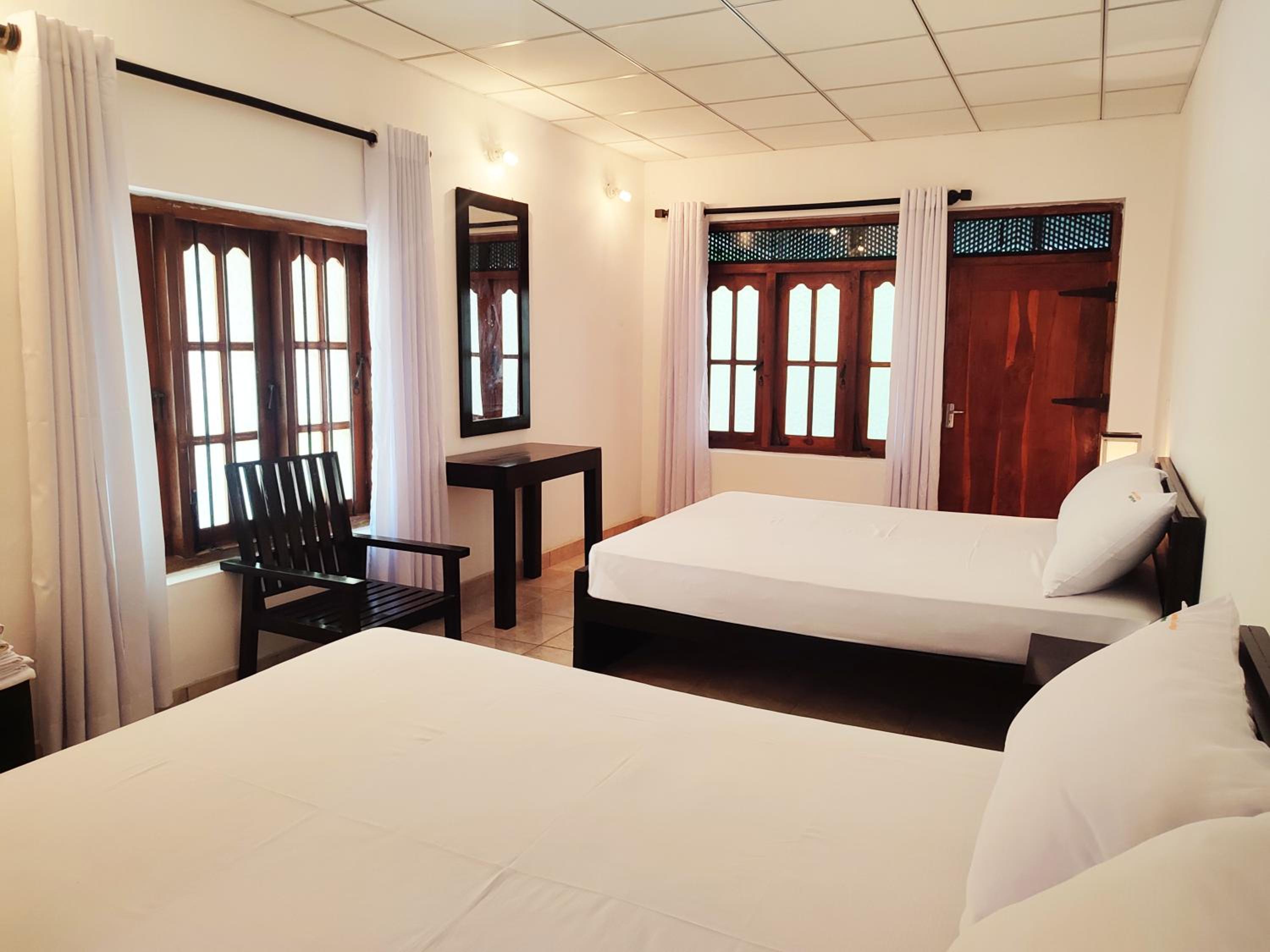 Lakmini Lodge Restaurant & Bar view 5