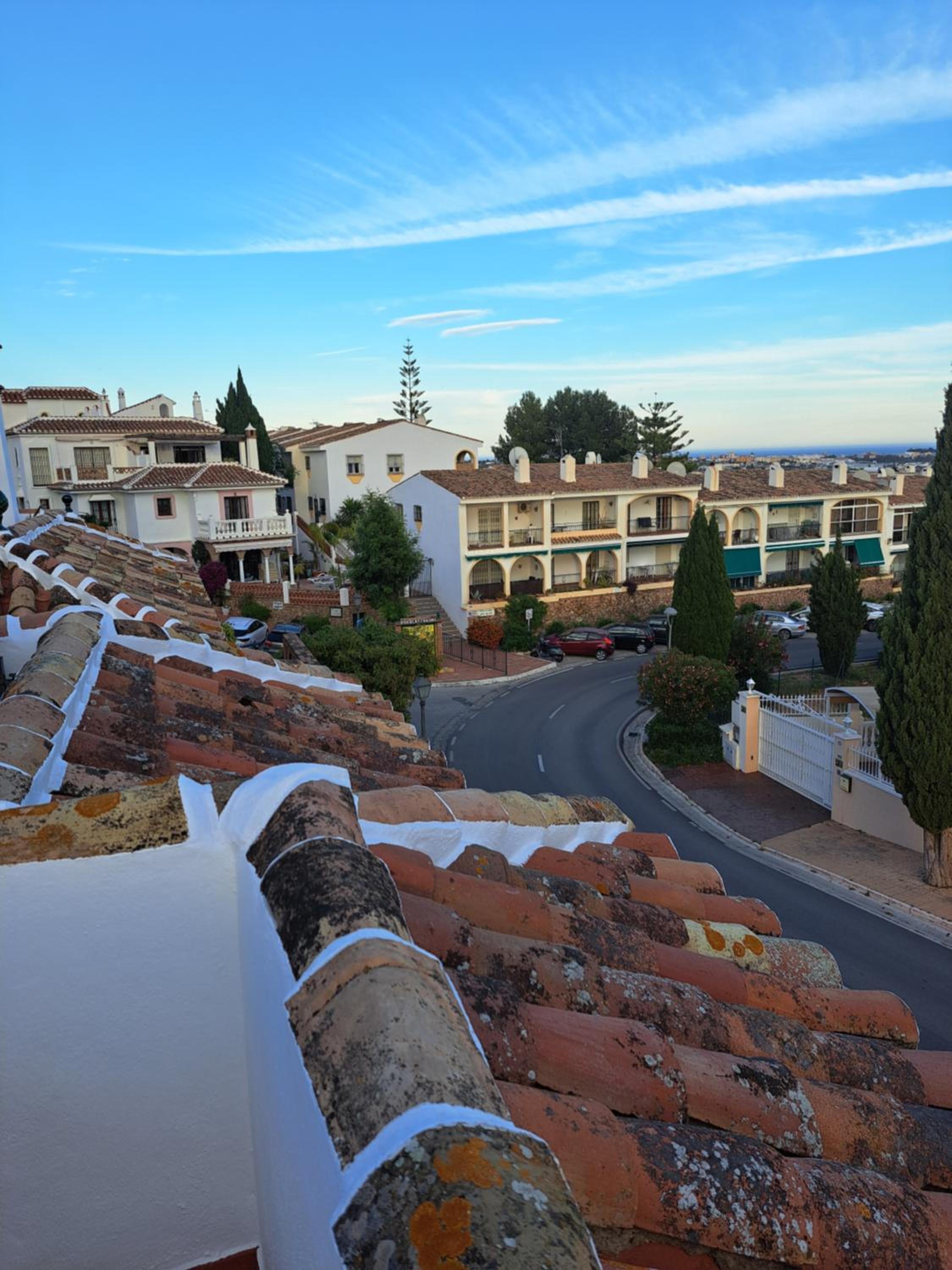 Andalusialaistyyppinen, 3 makuuhuoneen asunto Casa Zarina, Puebla Aida, Mijas