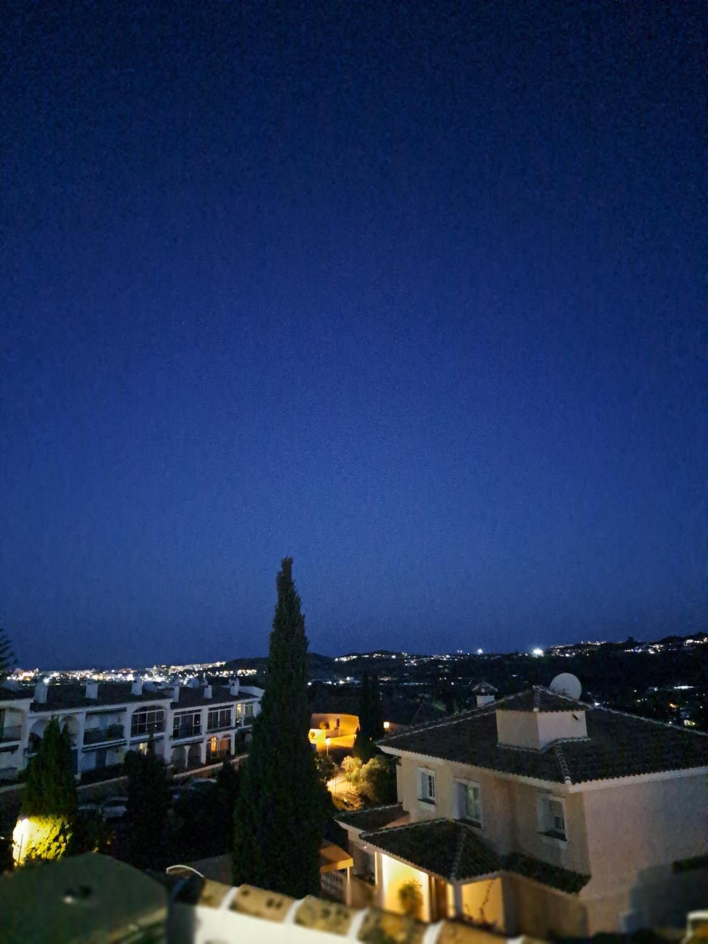 Andalusialaistyyppinen, 3 makuuhuoneen asunto Casa Zarina, Puebla Aida, Mijas