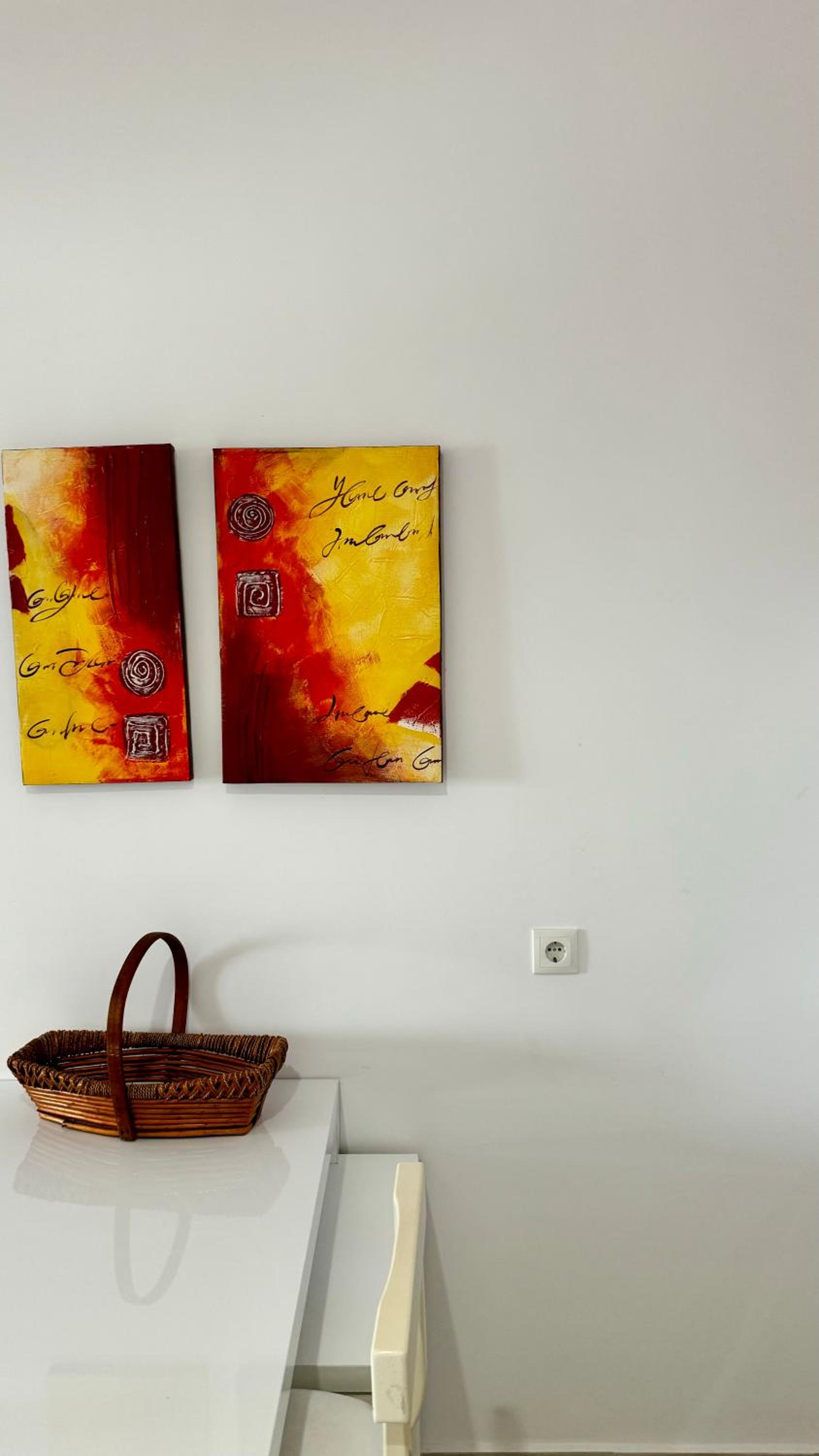 Red Infinity SeaView Apartment Saranda