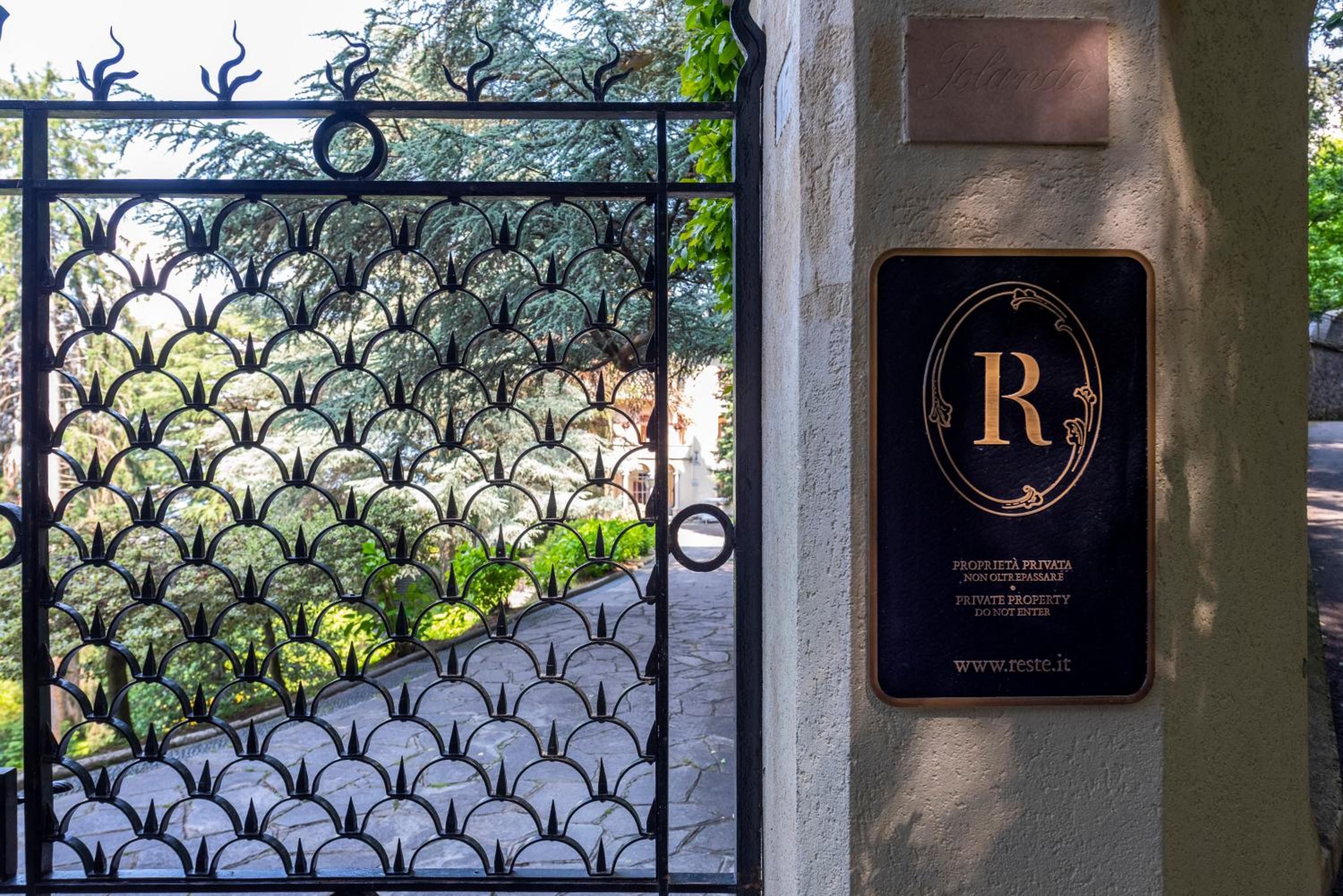 Villa Jolanda, a Garamonds Property view 3