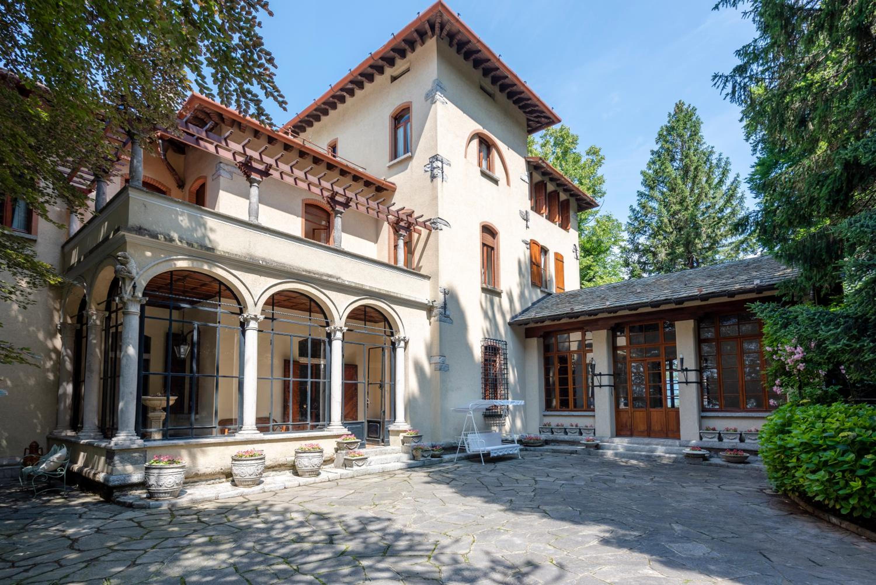 Villa Jolanda, a Garamonds Property view 4