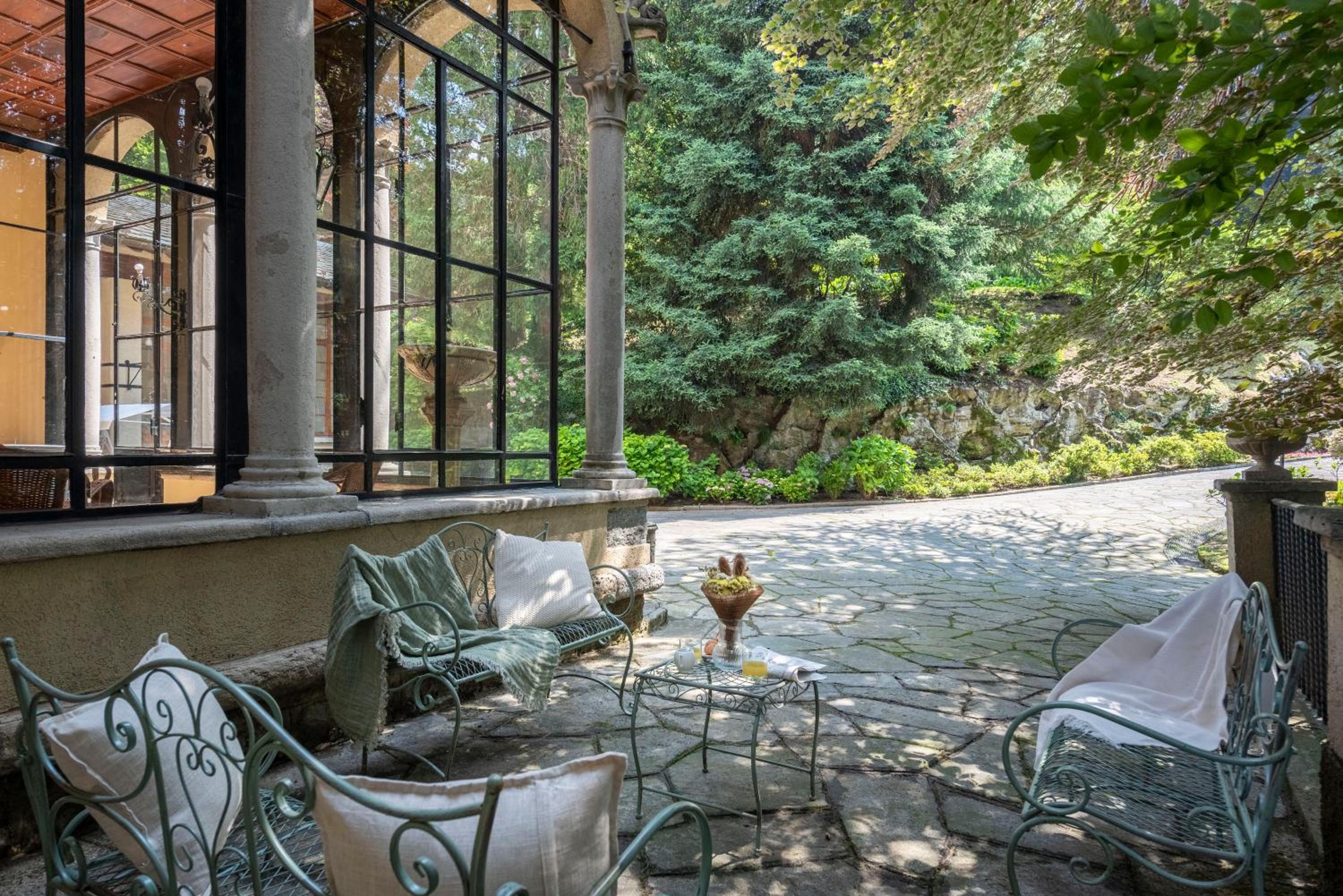 Villa Jolanda, a Garamonds Property view 5