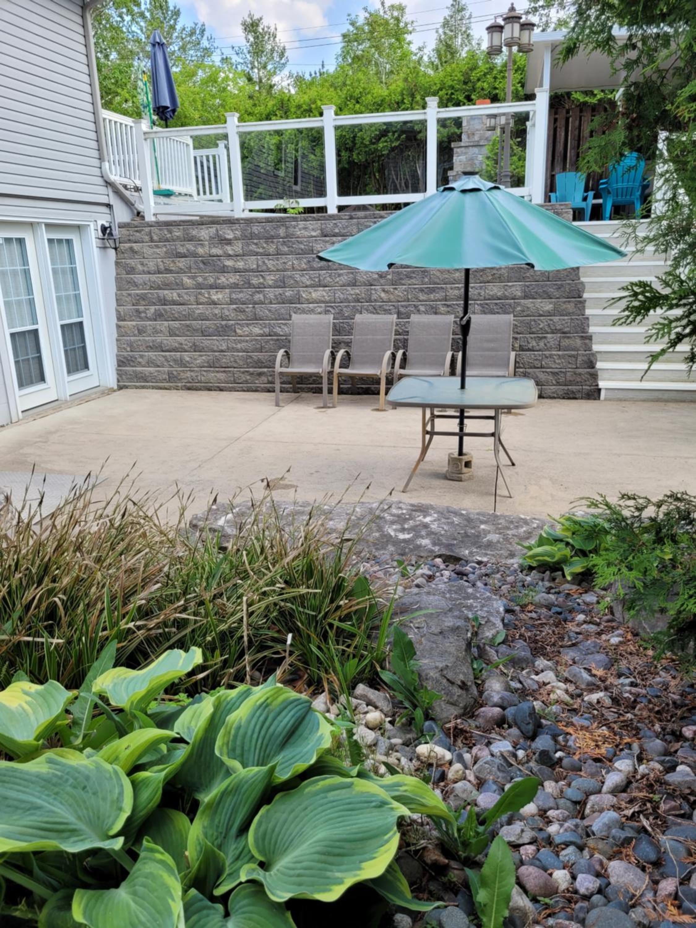 Tranquil Bay Lodge, 3 min walk to sand beach