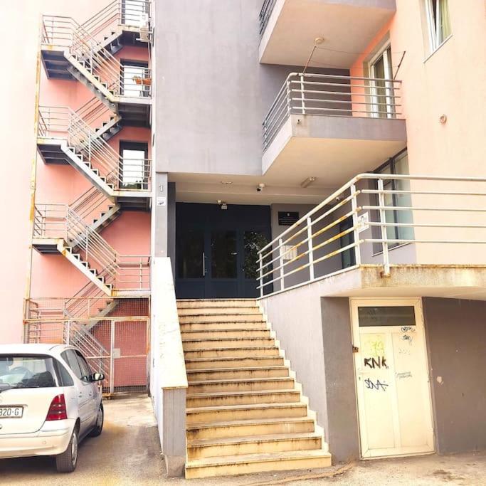 Apartment Riposo with FREE parking - near the beach