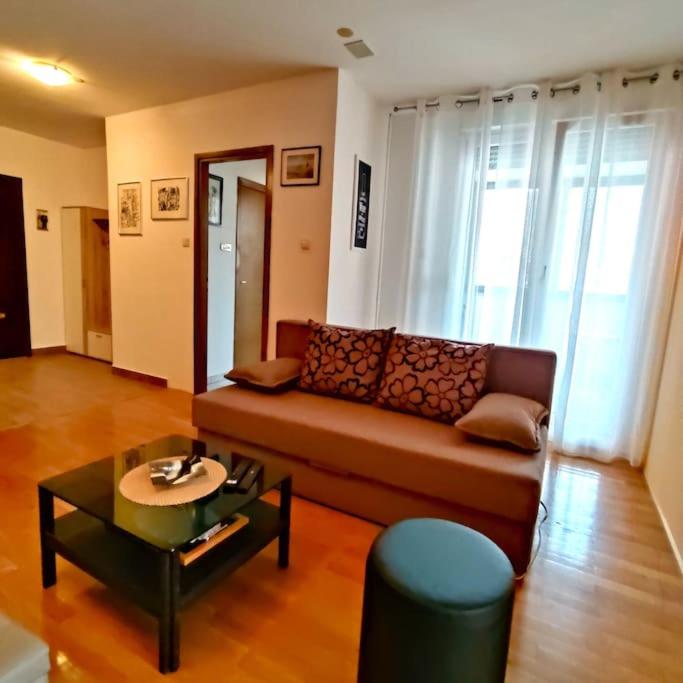 Apartment Riposo with FREE parking - near the beach