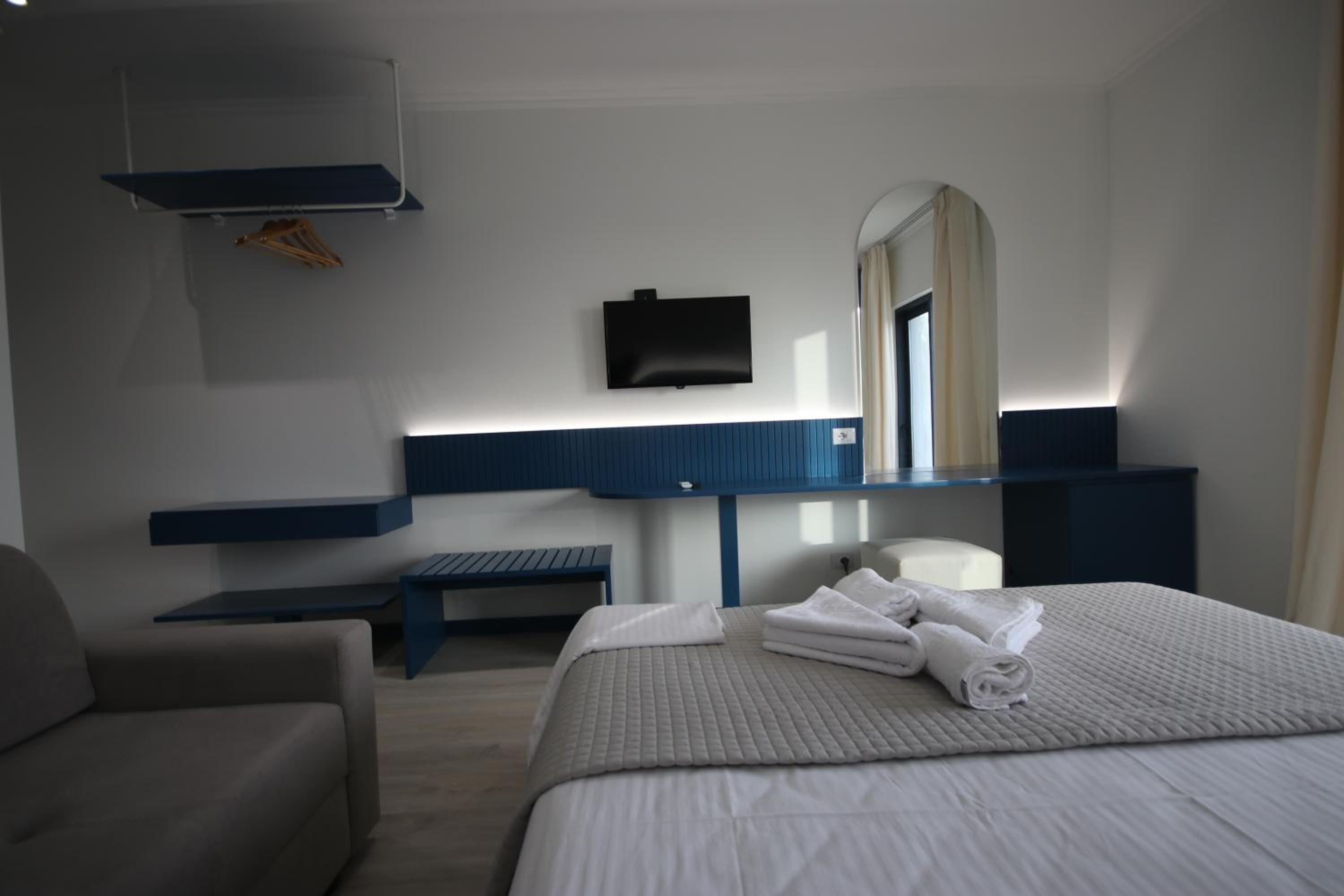 Bay View Hotel