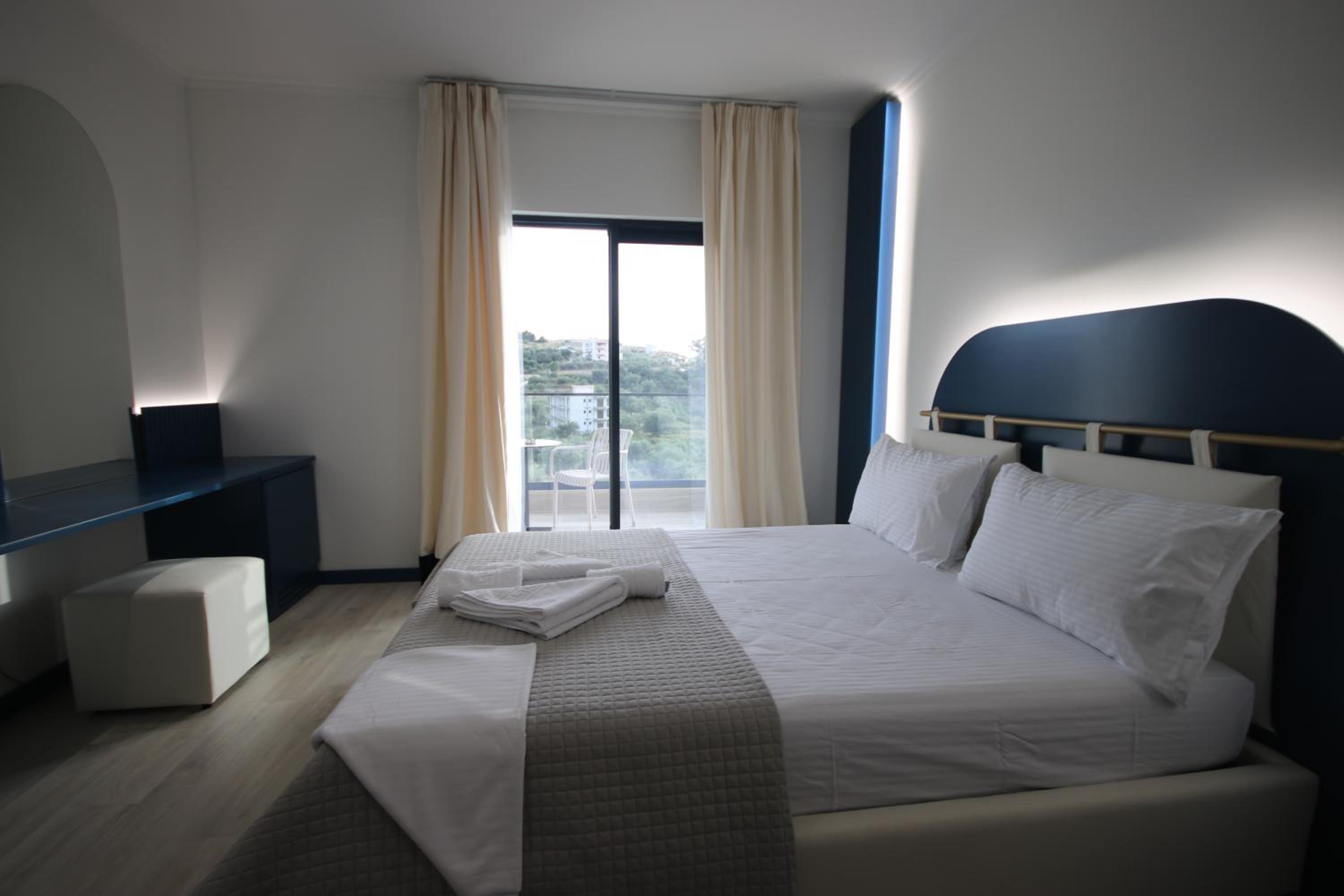 Bay View Hotel