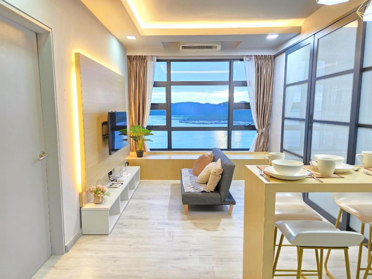 Jesselton Quay Sea View 2BR 4Pax by JUNE Homestay photo 1