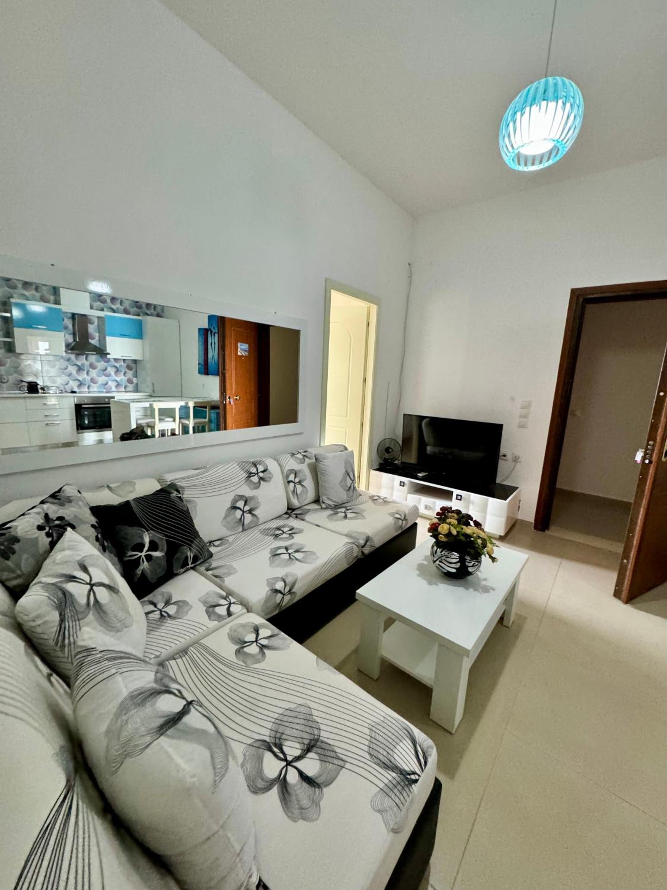 Blue Deluxe Apartment Saranda