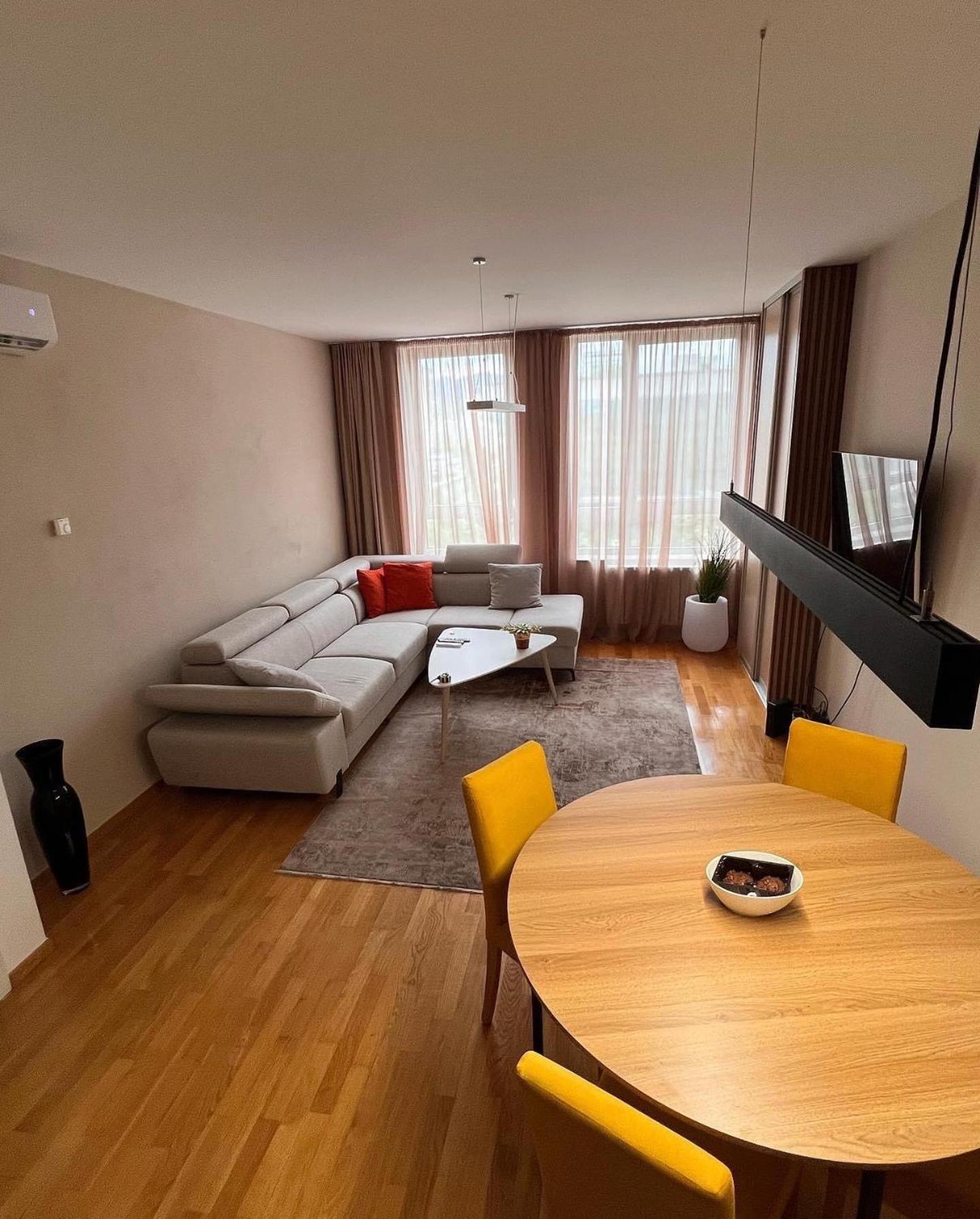 DF Apartments