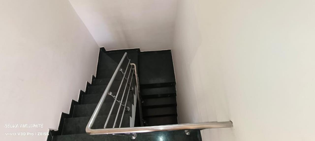 kolahalam homestay