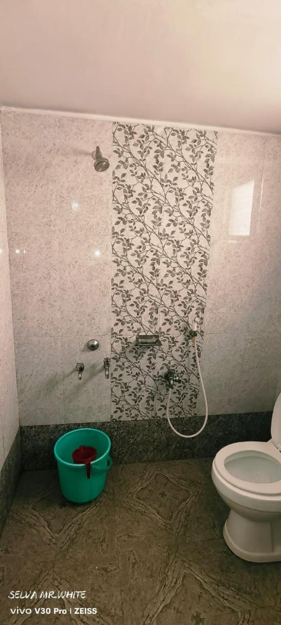 kolahalam homestay