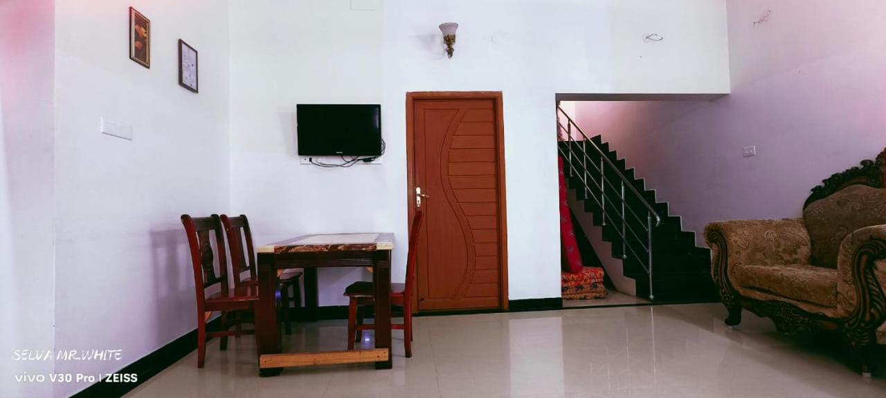 kolahalam homestay