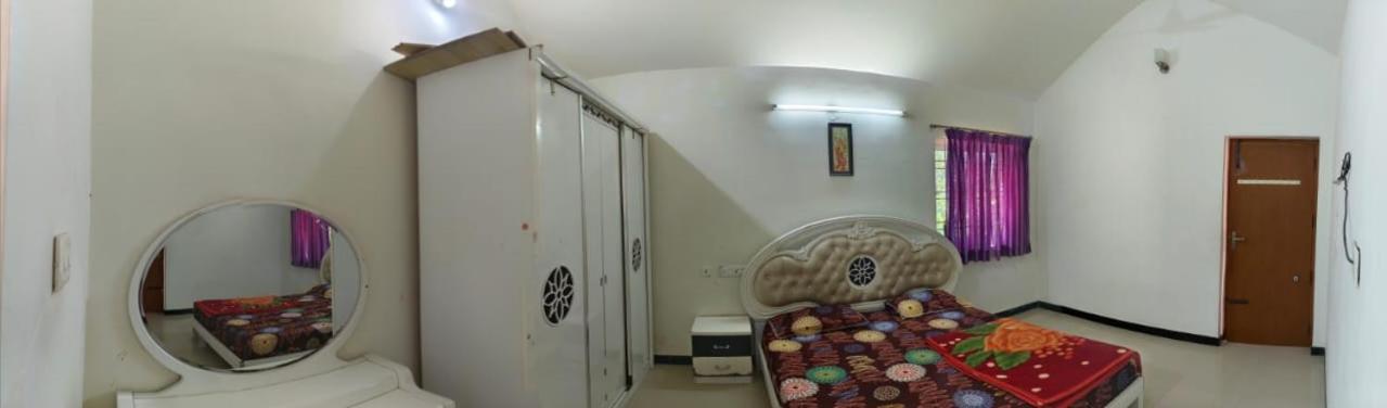 kolahalam homestay