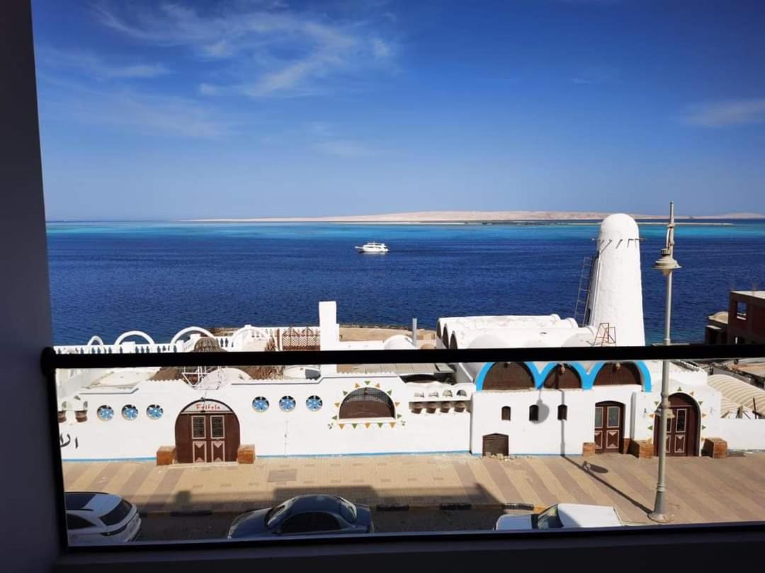 BLUE ViEW SUiTES