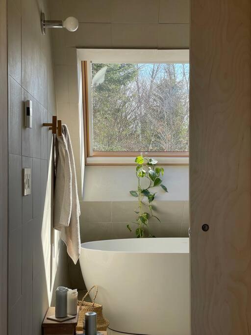 Chalet Architectural - Cottage Lac Fidèle - Entrelacs