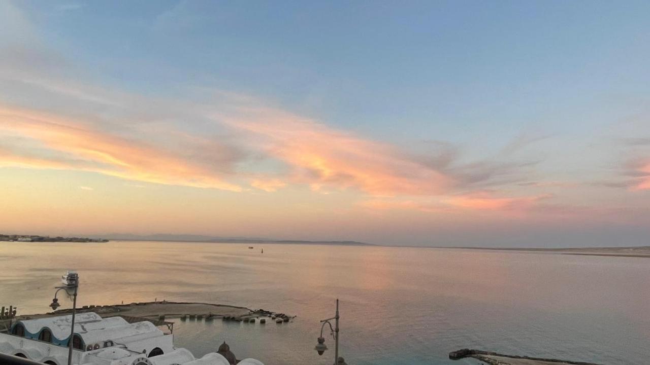 BLUE ViEW SUiTES