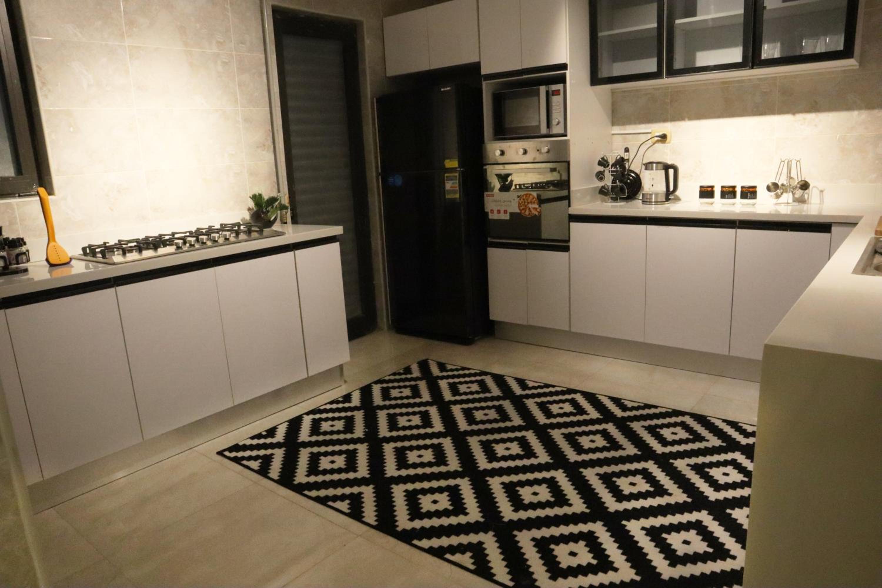 Luxurios 2 Bedrooms Apartment in Lake View Residence
