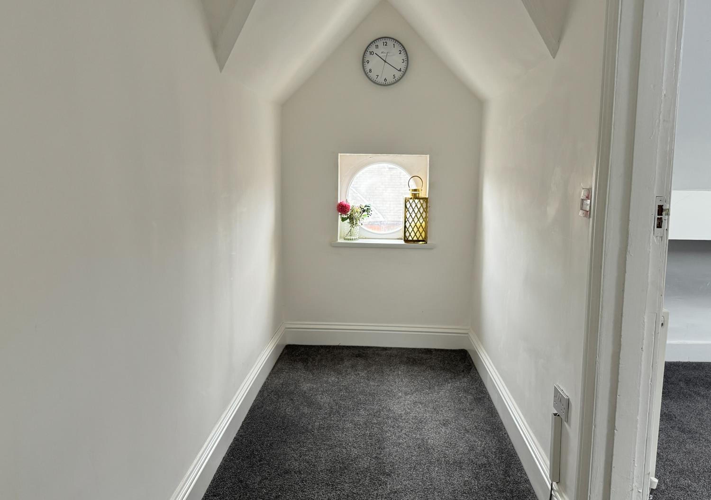 Altrincham Vacations - Lux 4BR, Near airport, Nespresso, 8 bed, WI-FI, free parking - Property Image 20