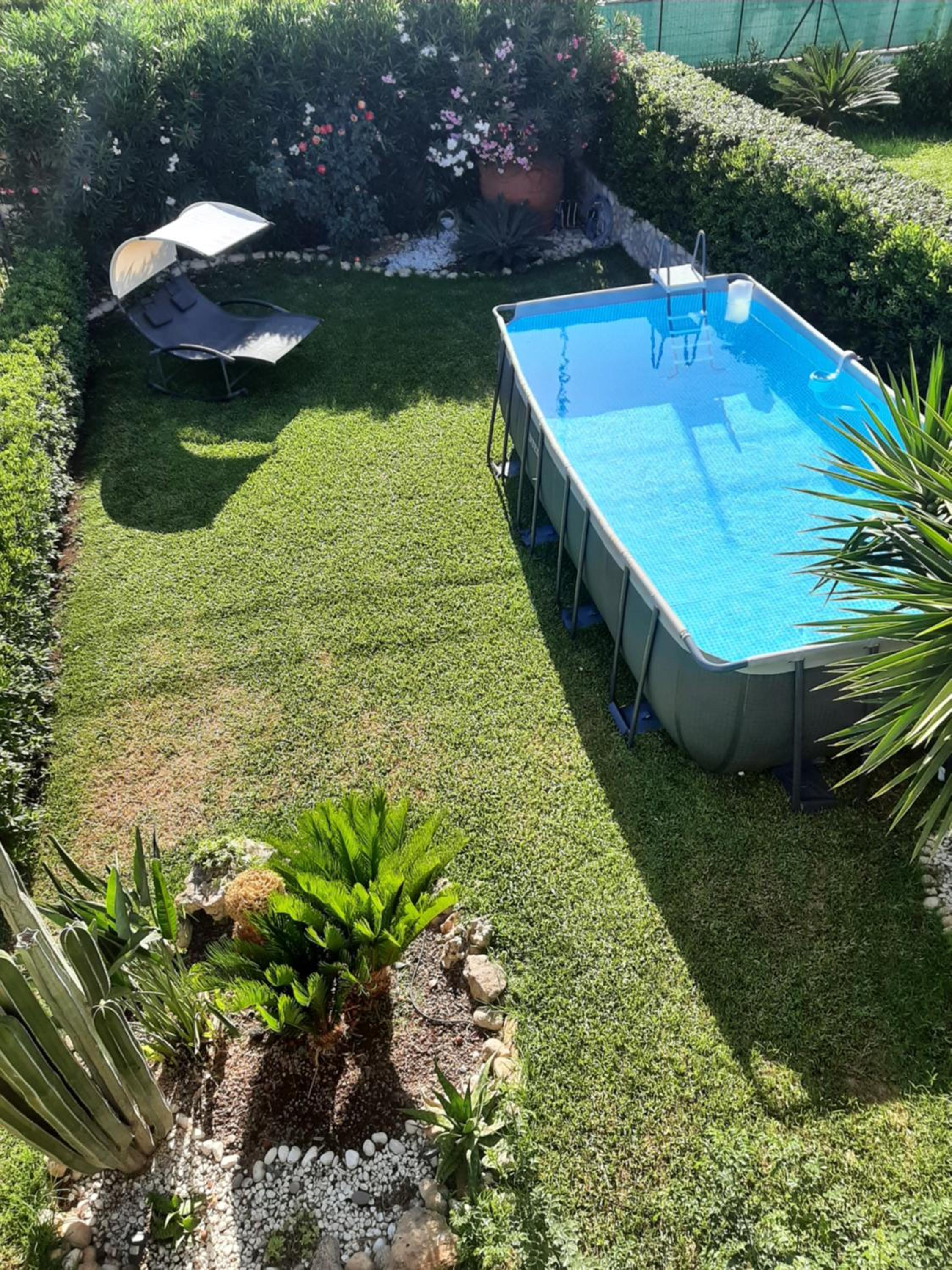 Villa Tea con piscina a pochi passi dal mare