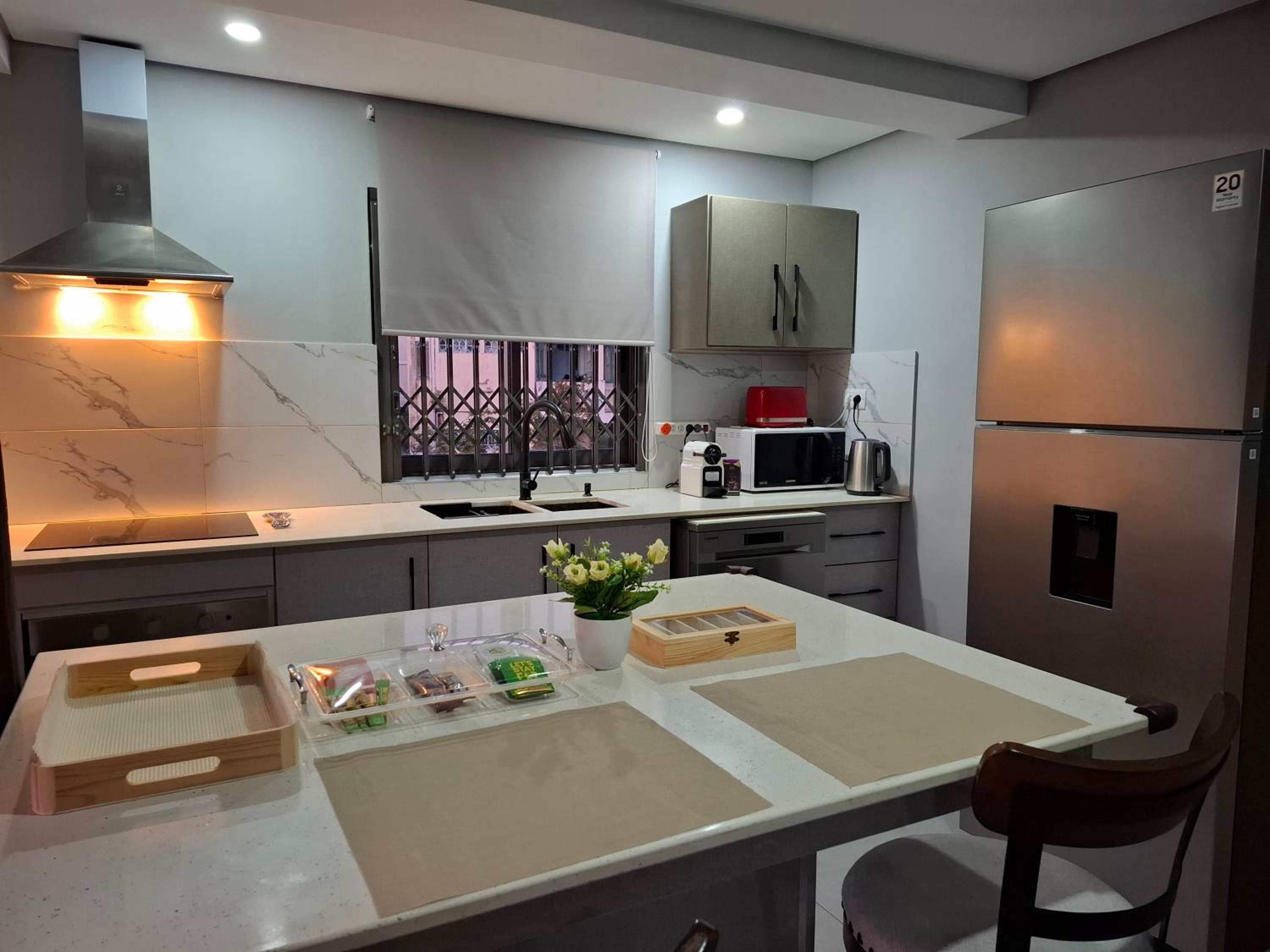 Luxury Apartment 150 m from the beach view 4