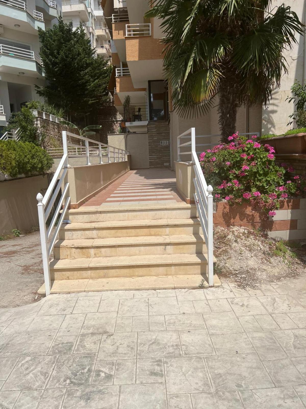 Rey Apartament