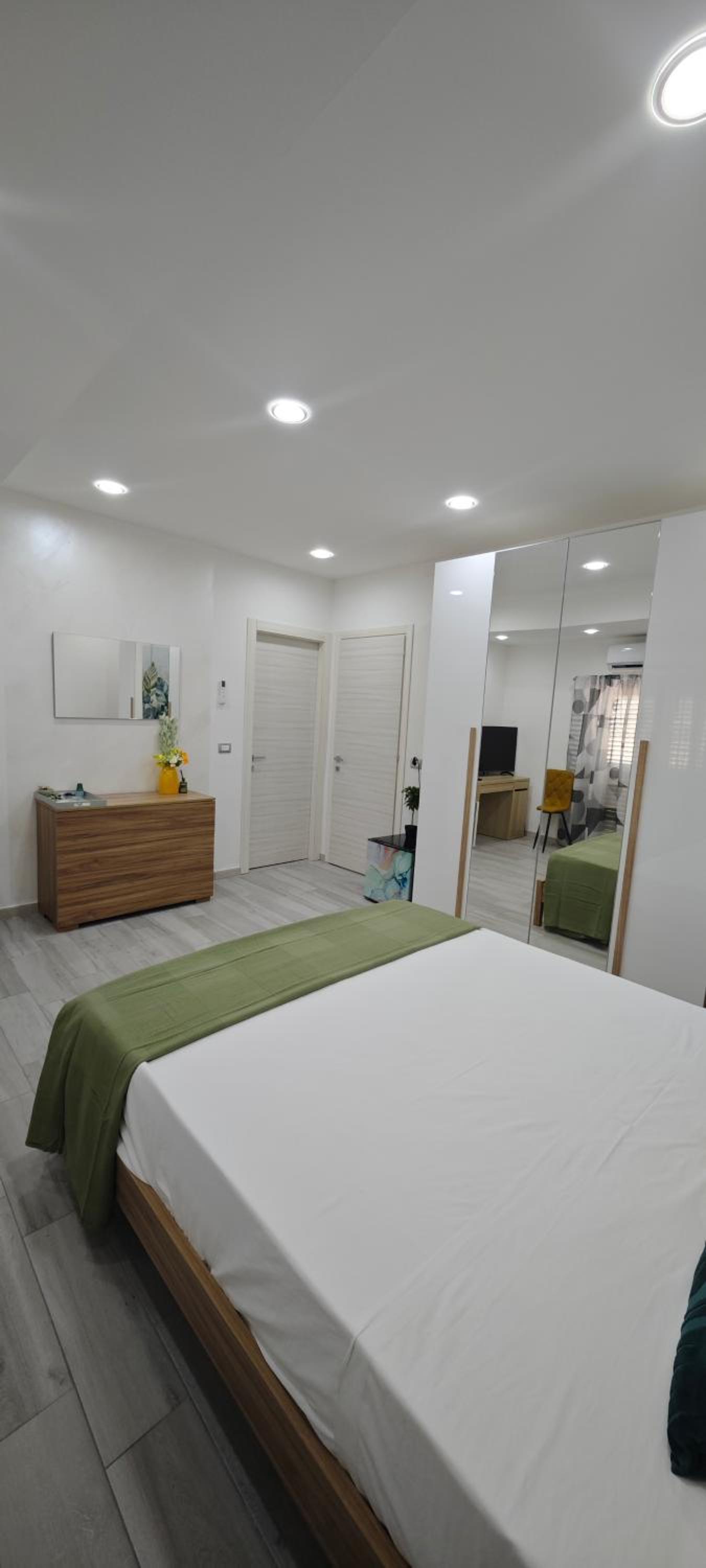 Wonder House - main view