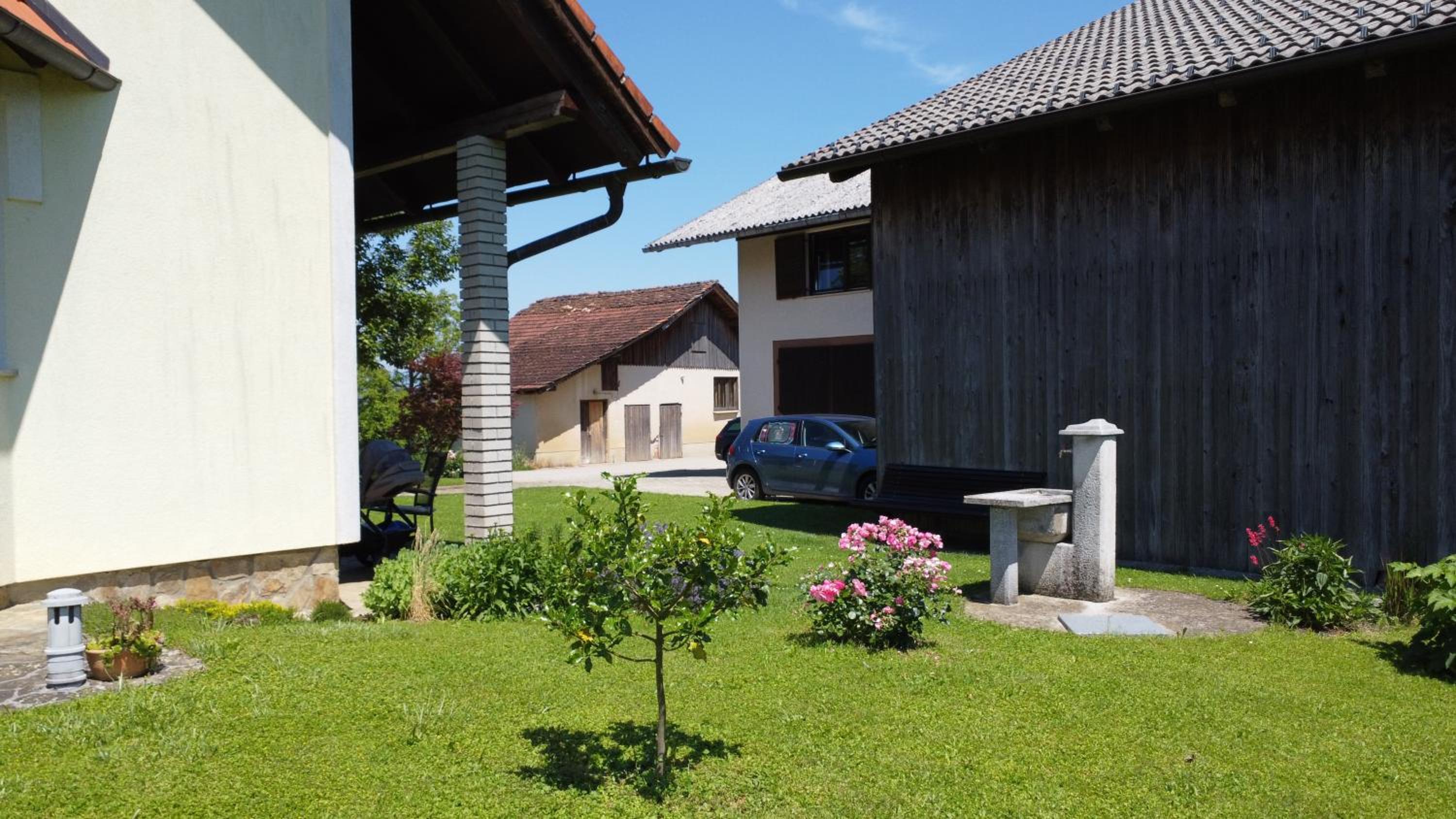 Apartment with mountain view and rivers close by view 3
