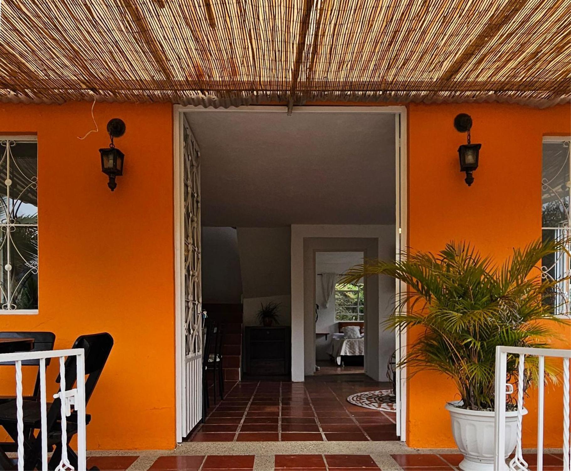 Casa campestre cerca a Bogotá con piscina