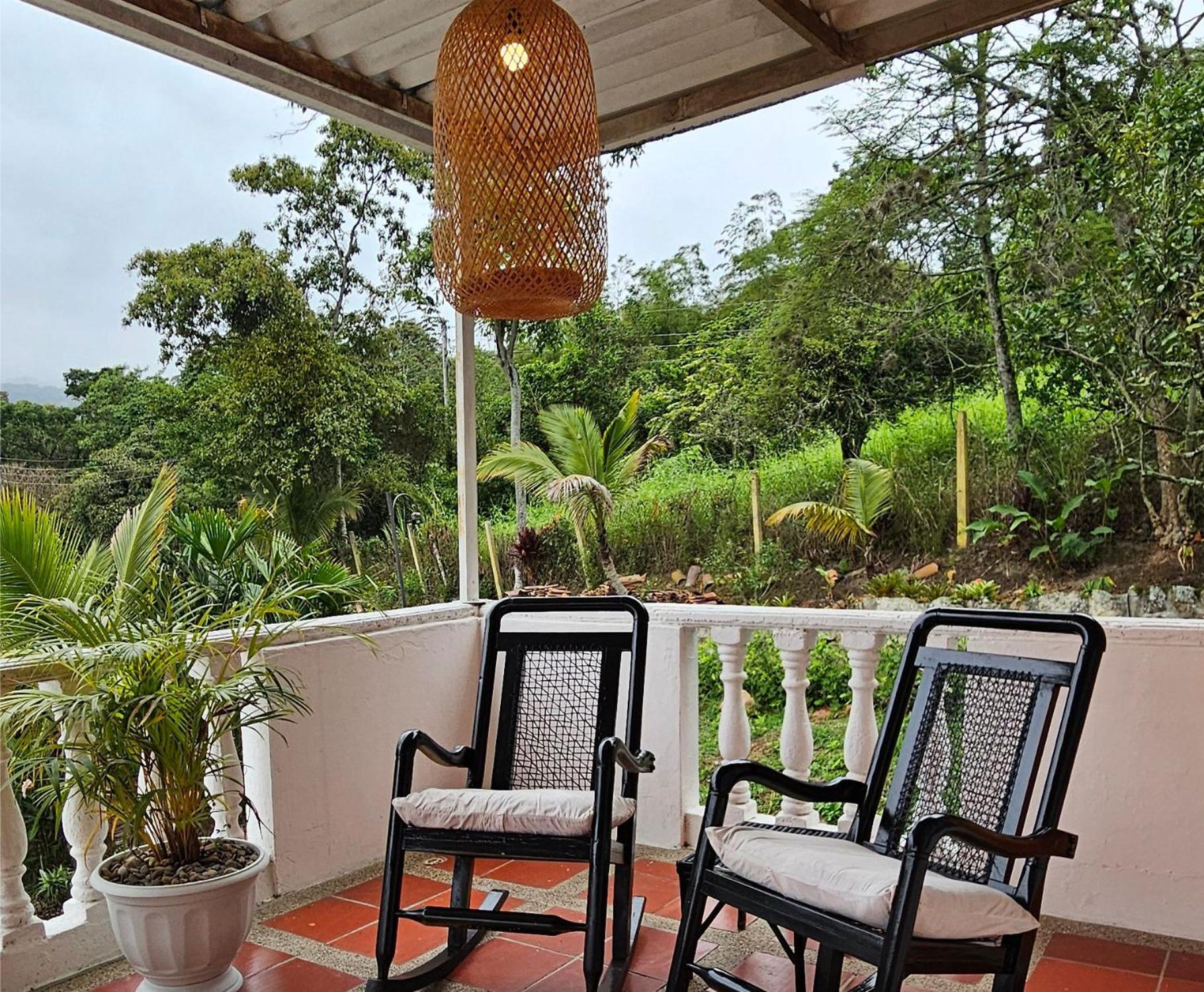 Casa campestre cerca a Bogotá con piscina