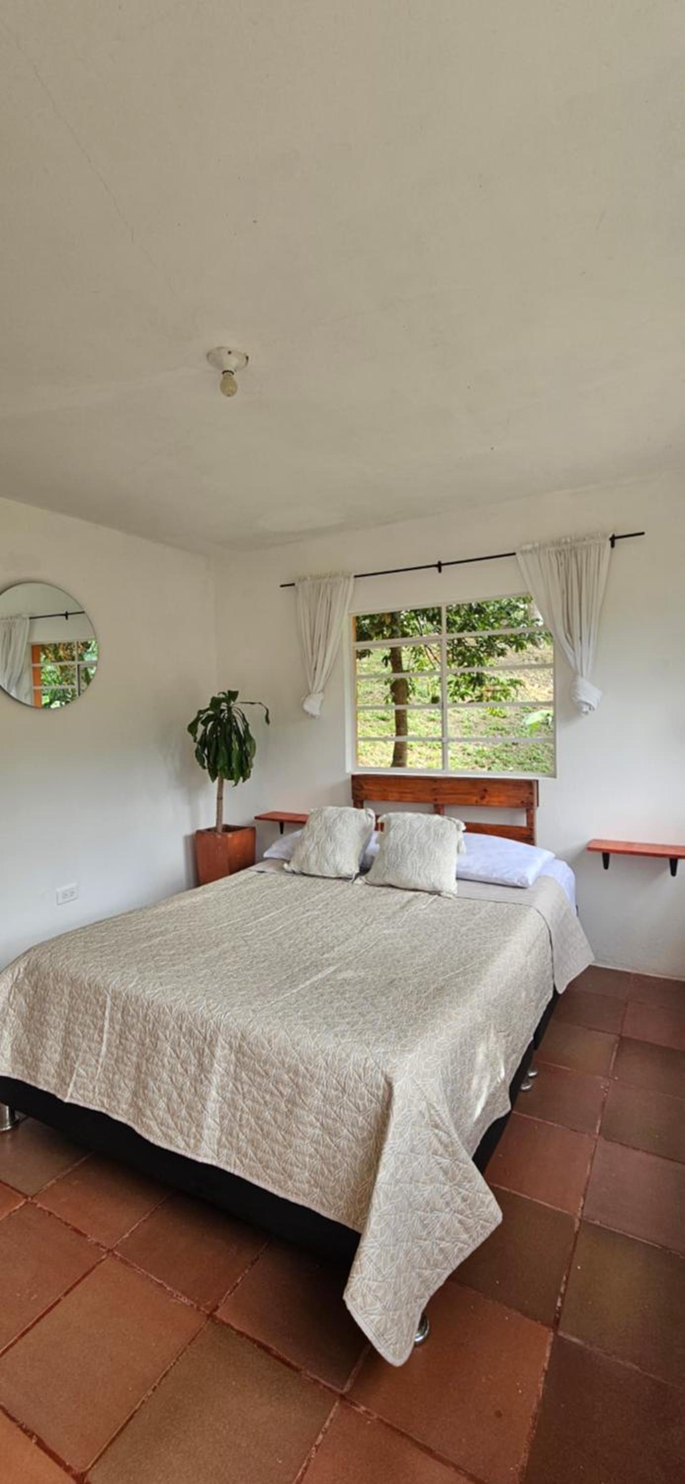 Casa campestre cerca a Bogotá con piscina