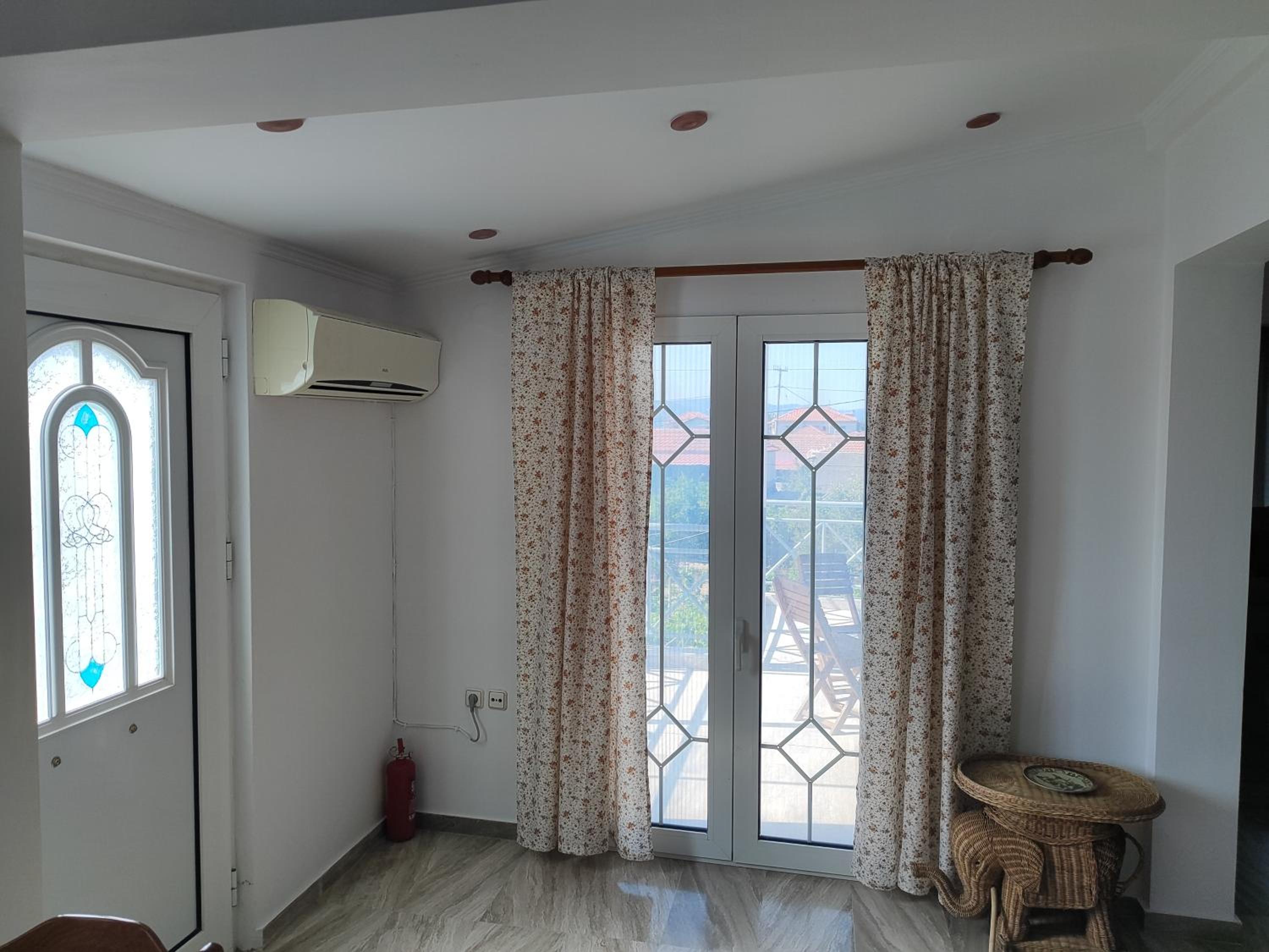 Holiday House with sea view in Skala Polichnitos view 4