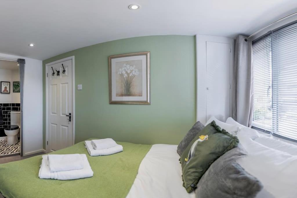 Juniper Close Retreat