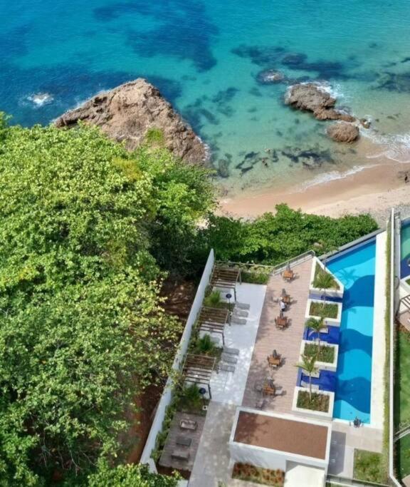Apartamento de Luxo com acesso exclusivo à Praia