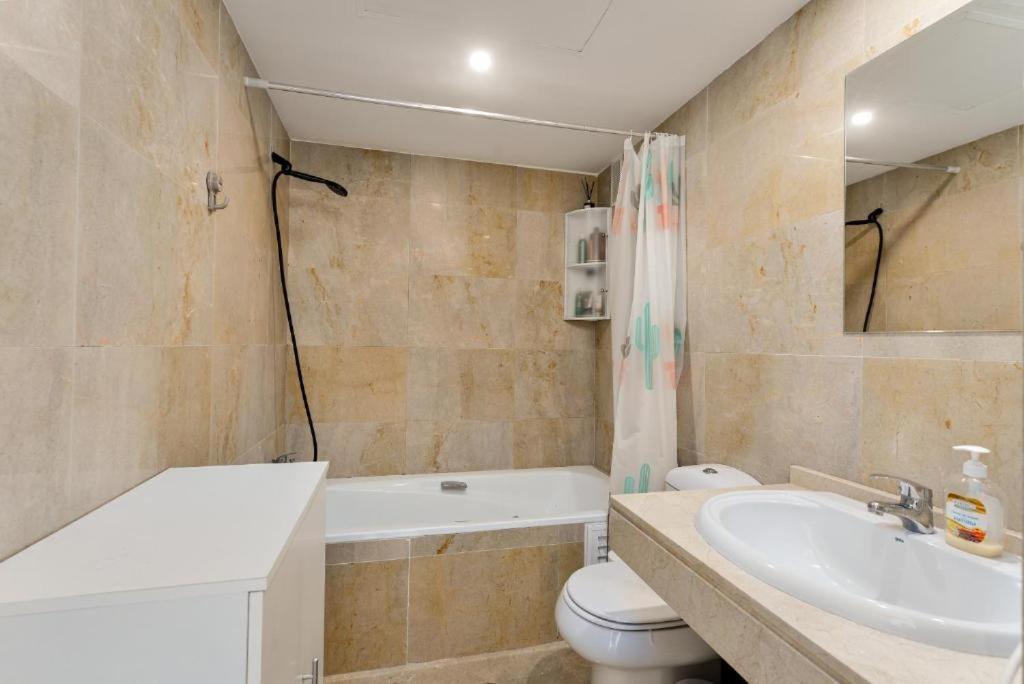 Appartment Urbanizacion Duquesa Suites Golf and Garden Beautiful View