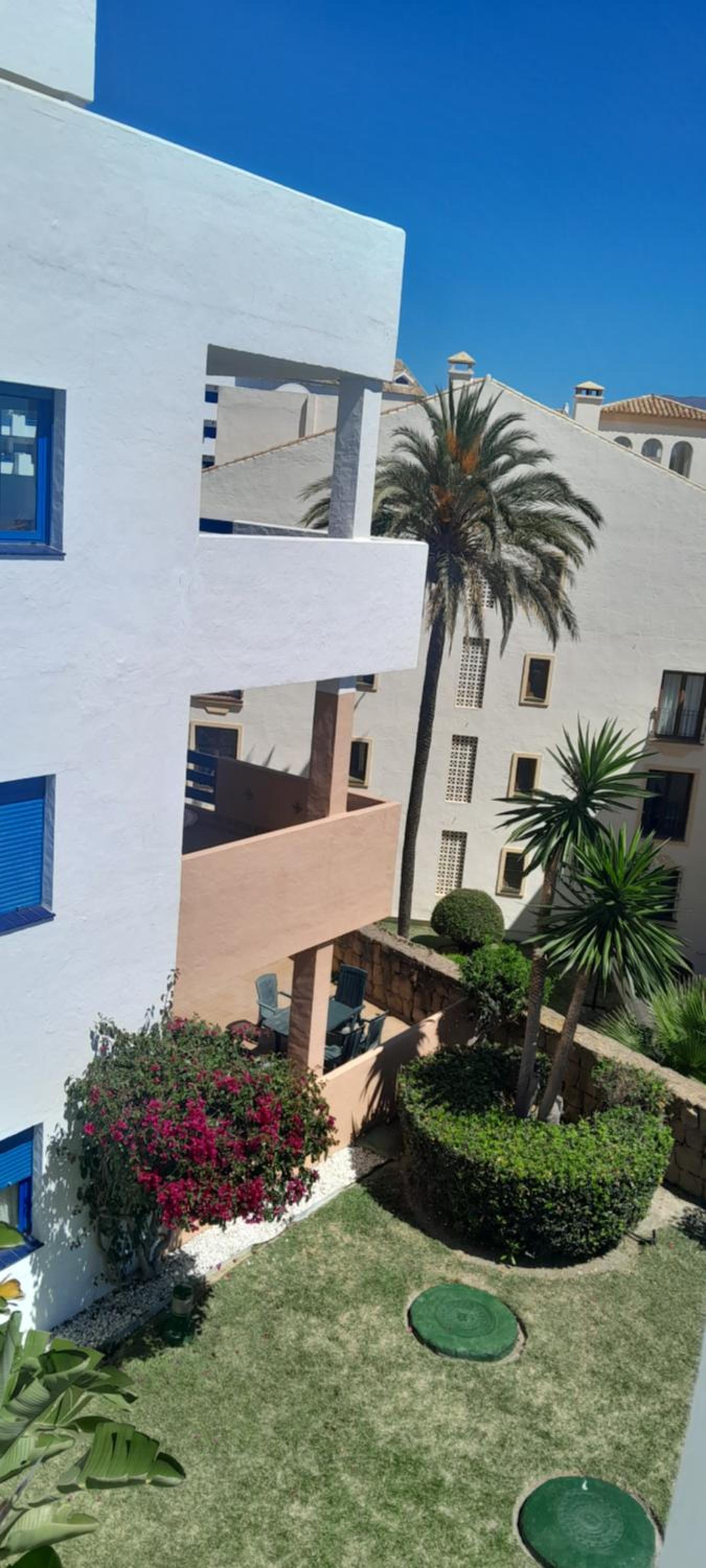 Appartment Urbanizacion Duquesa Suites Golf and Garden Beautiful View