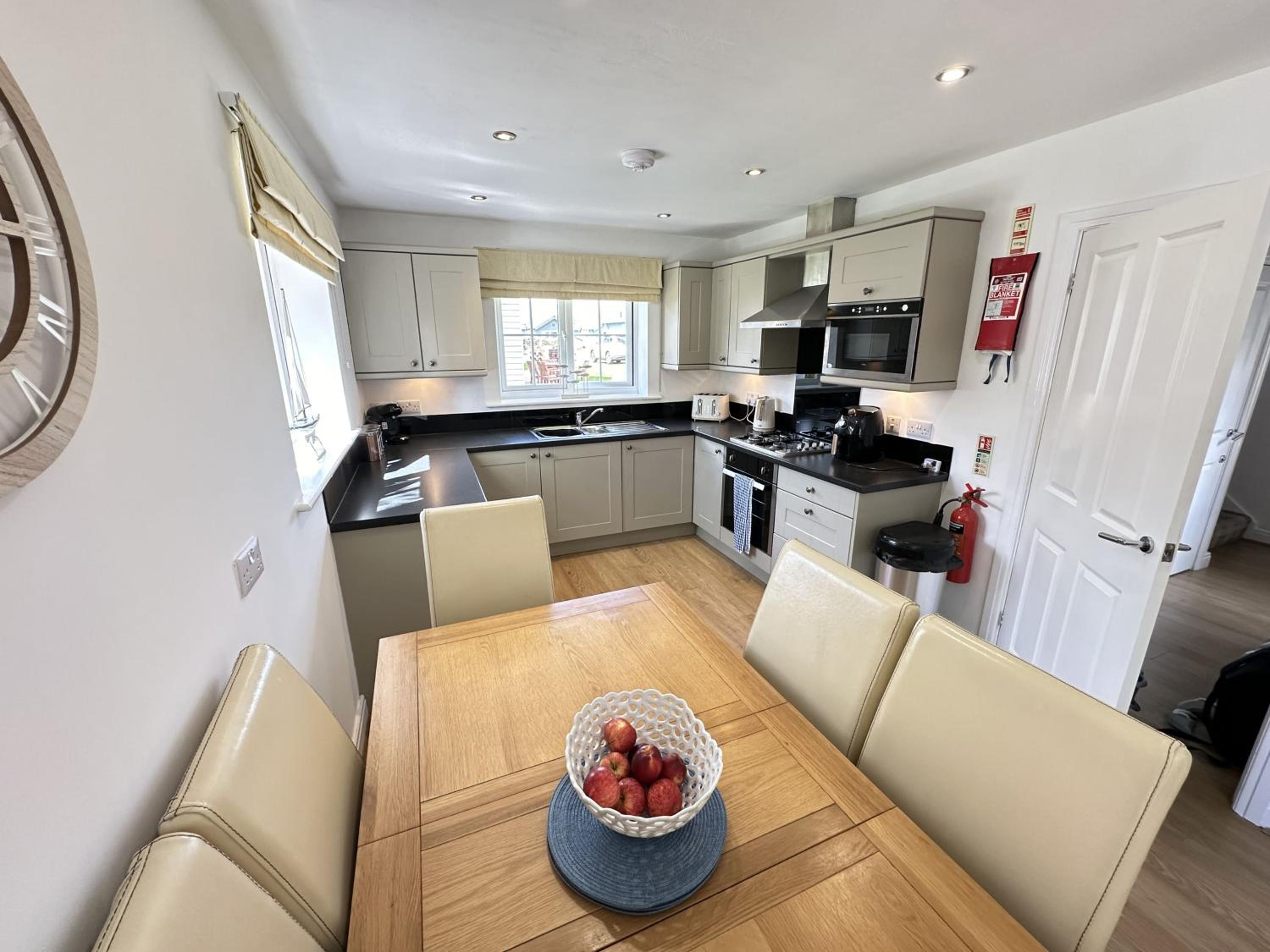 Seasalt Cottage - Part of the The Bay Filey Holiday Village with pool, gym and direct beach access, pub, restaurant, tennis and meadows walks
