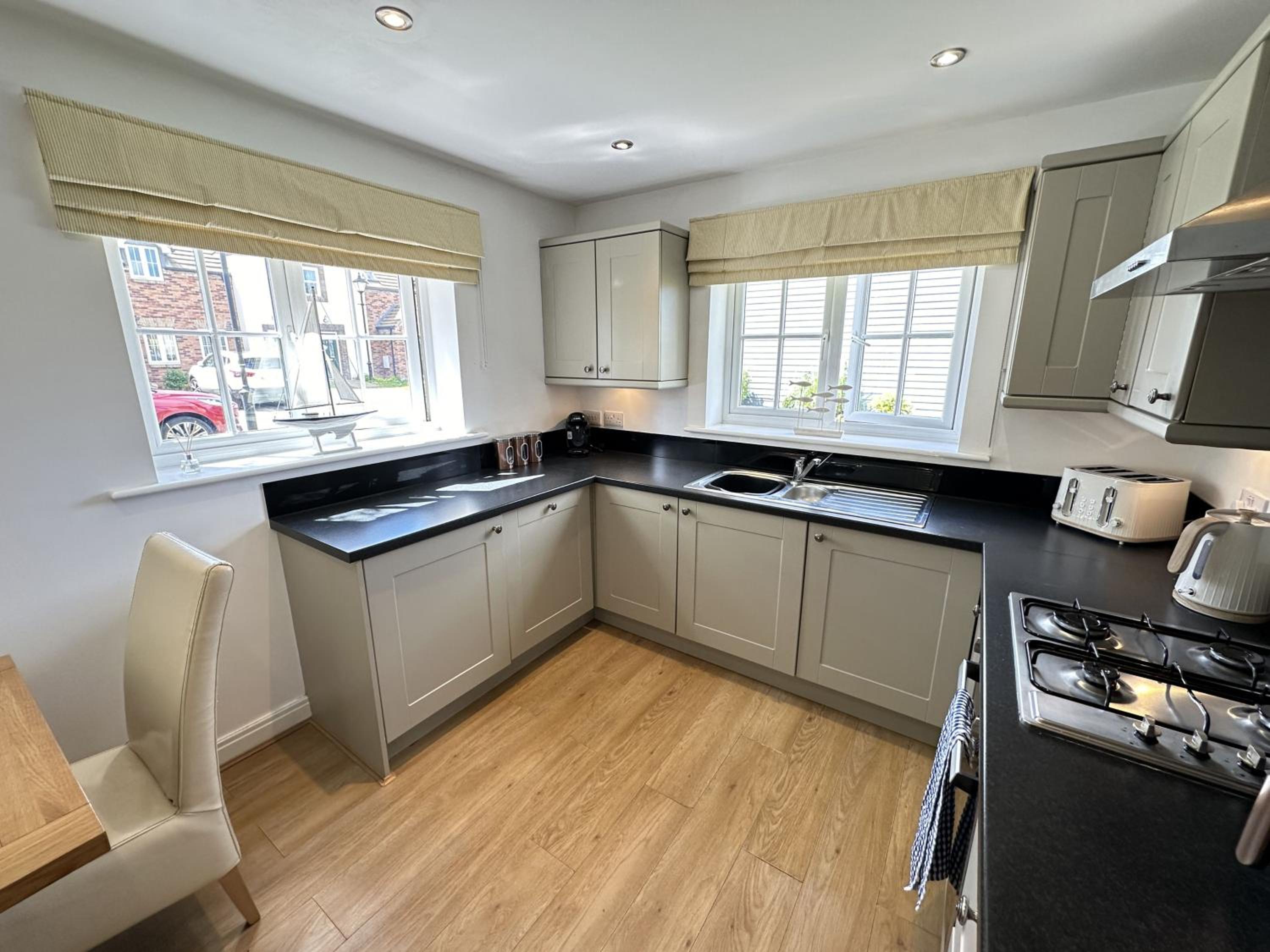 Seasalt Cottage - Part of the The Bay Filey Holiday Village with pool, gym and direct beach access, pub, restaurant, tennis and meadows walks