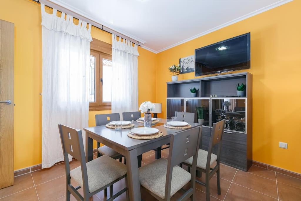 Fantástico chalet junto al mar by CABANA Rentals