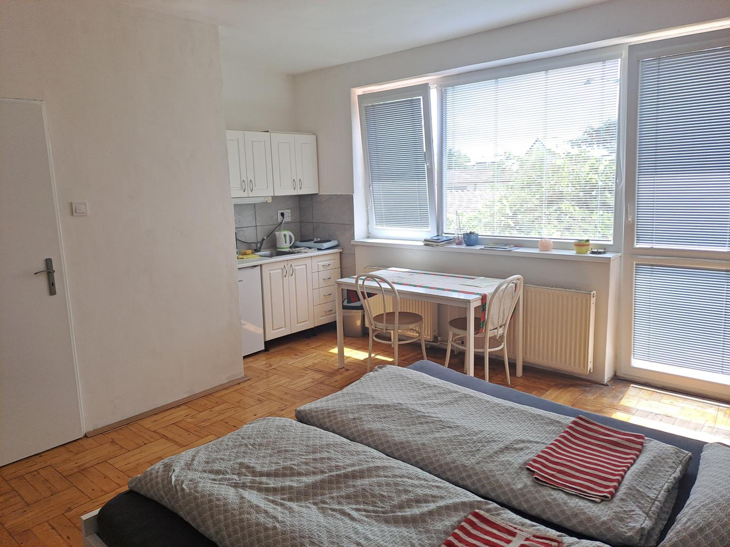 apartmán s krbem