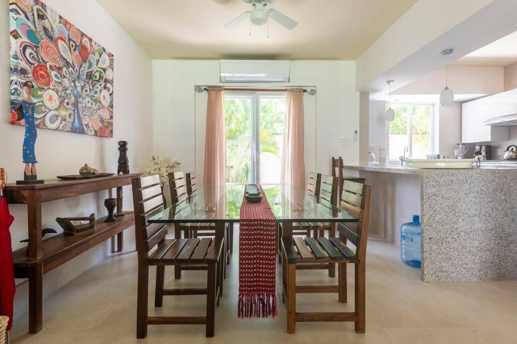 Stunning condo in excellent location