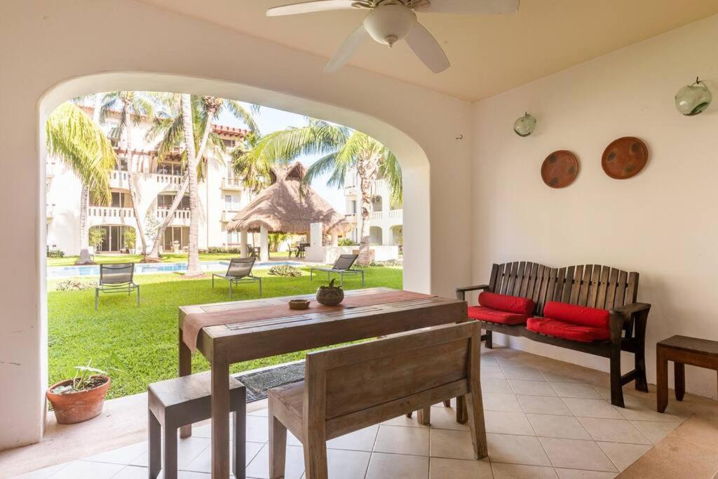 Stunning condo in excellent location