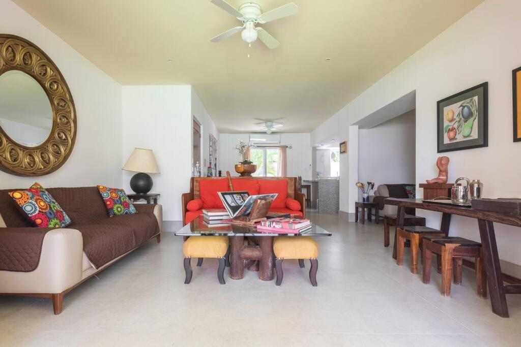 Stunning condo in excellent location