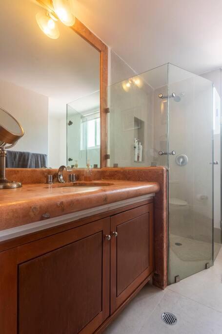 Stunning condo in excellent location