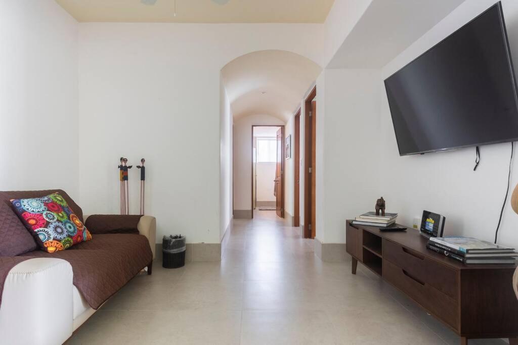 Stunning condo in excellent location