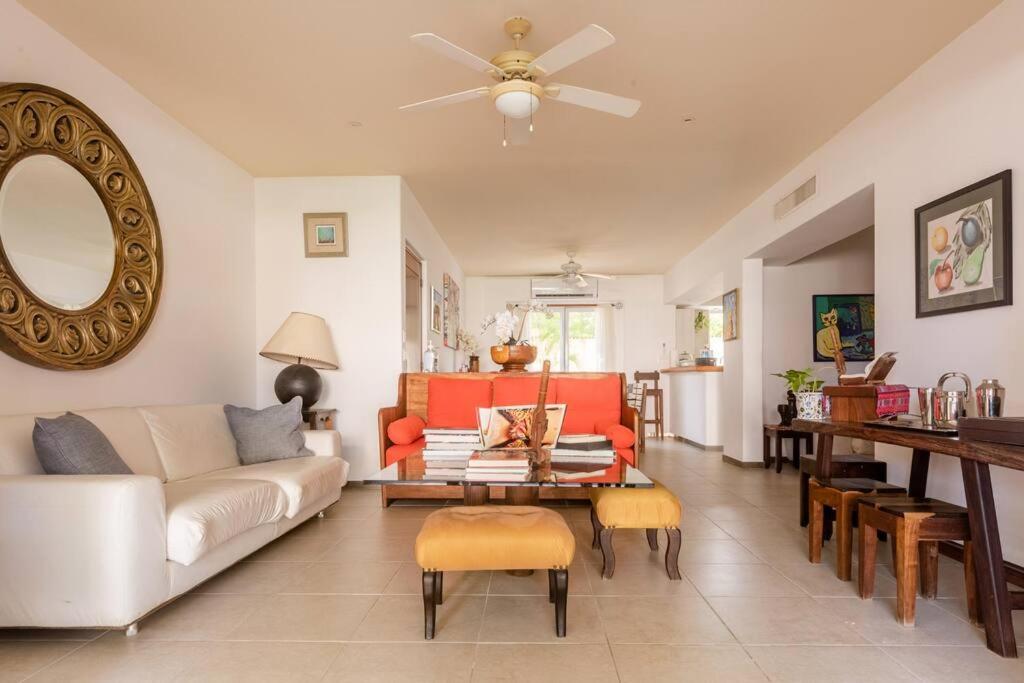 Stunning condo in excellent location